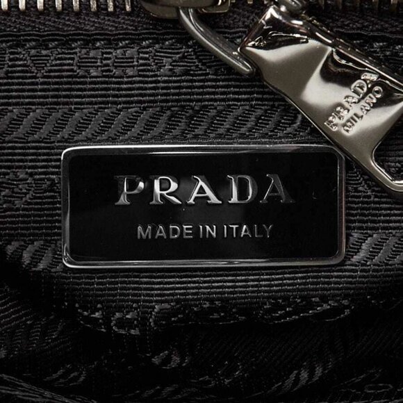 Prada Grey Smooth Leather Re-Edition 1995 Tote Bag - Picture 12 of 12